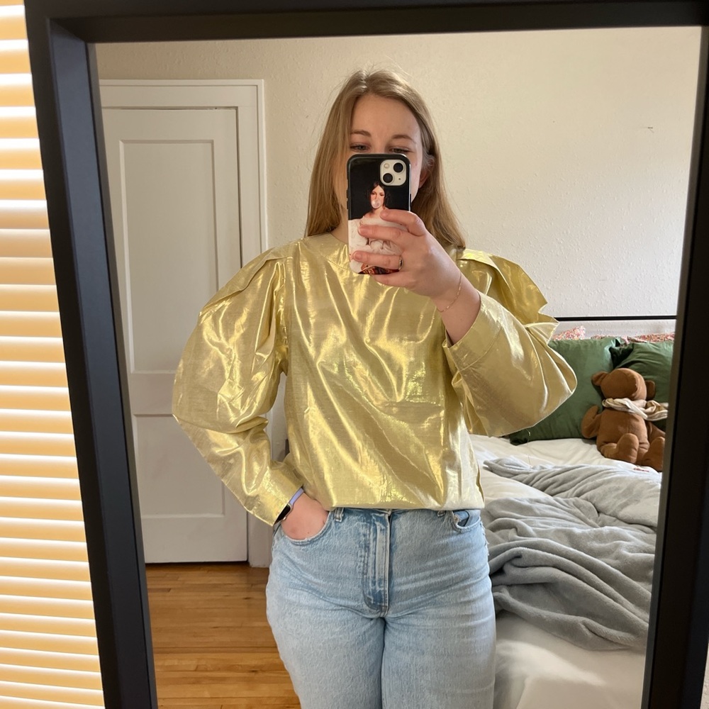 Shimmery gold Mille Lila puff-sleeve blouse